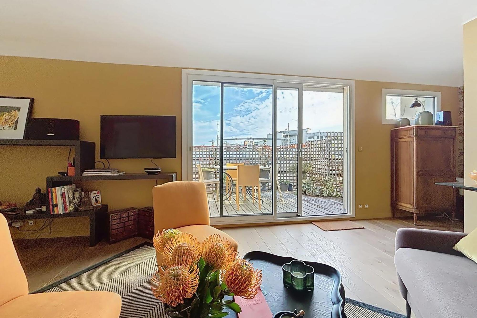 Superb With Large Terrace In The Xvie Appartamento