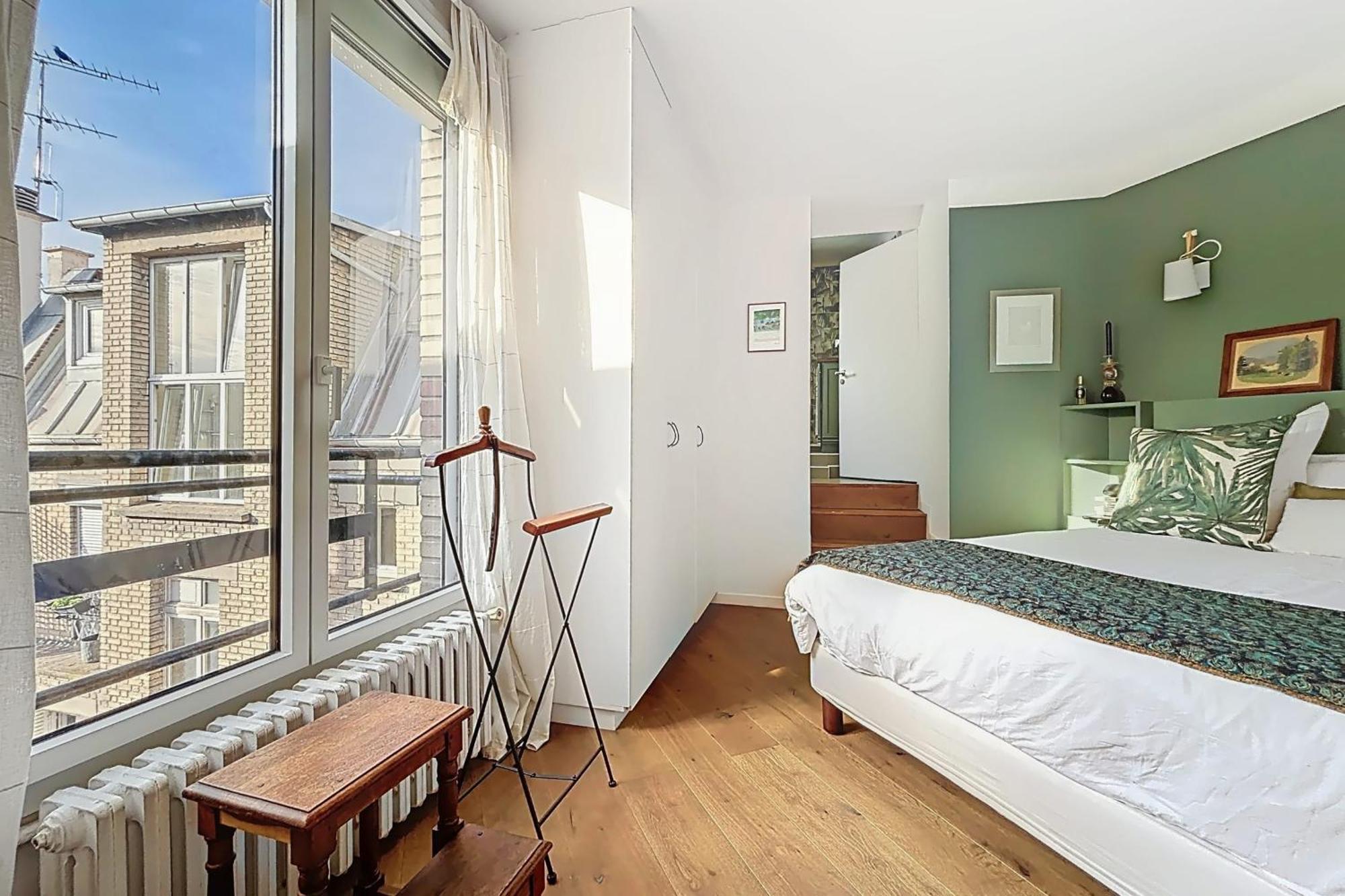 Superb With Large Terrace In The Xvie *